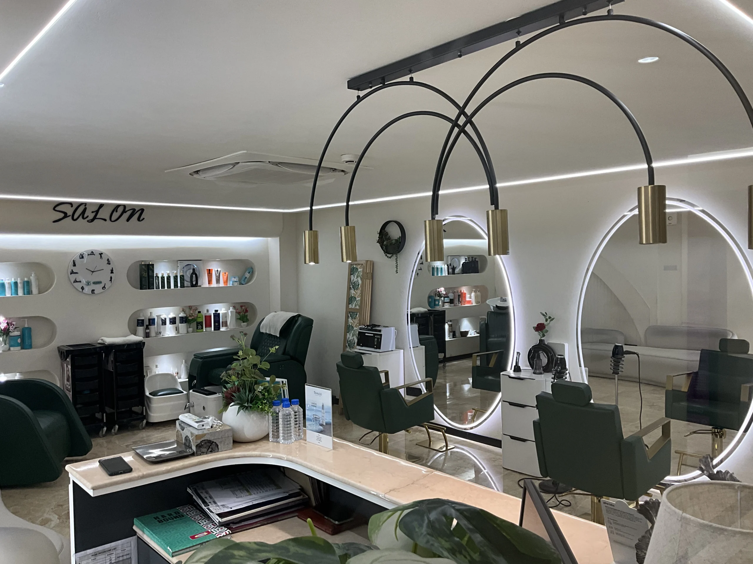 FitBliss Luxury Salon